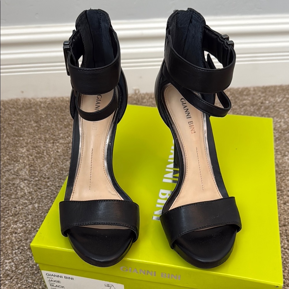 Gianni Bini Black Women's Heels